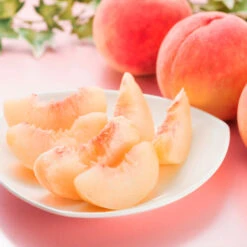 Babcock Peach Tree -Evergreen Store Babcock Peach 2