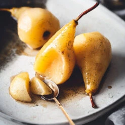 Luscious Pear Tree 9 Luscious Pear Tree -Evergreen Store Luscious Pear 3